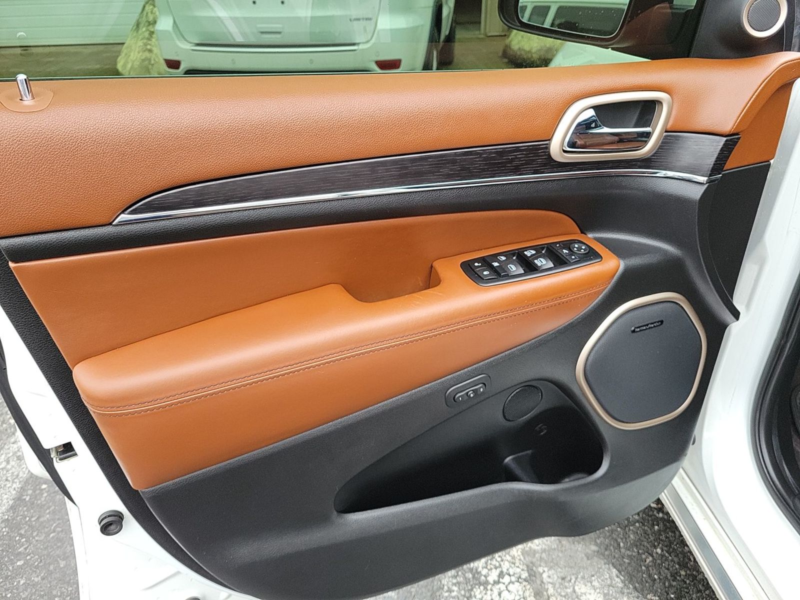 2017 Jeep Grand Cherokee SUMMIT