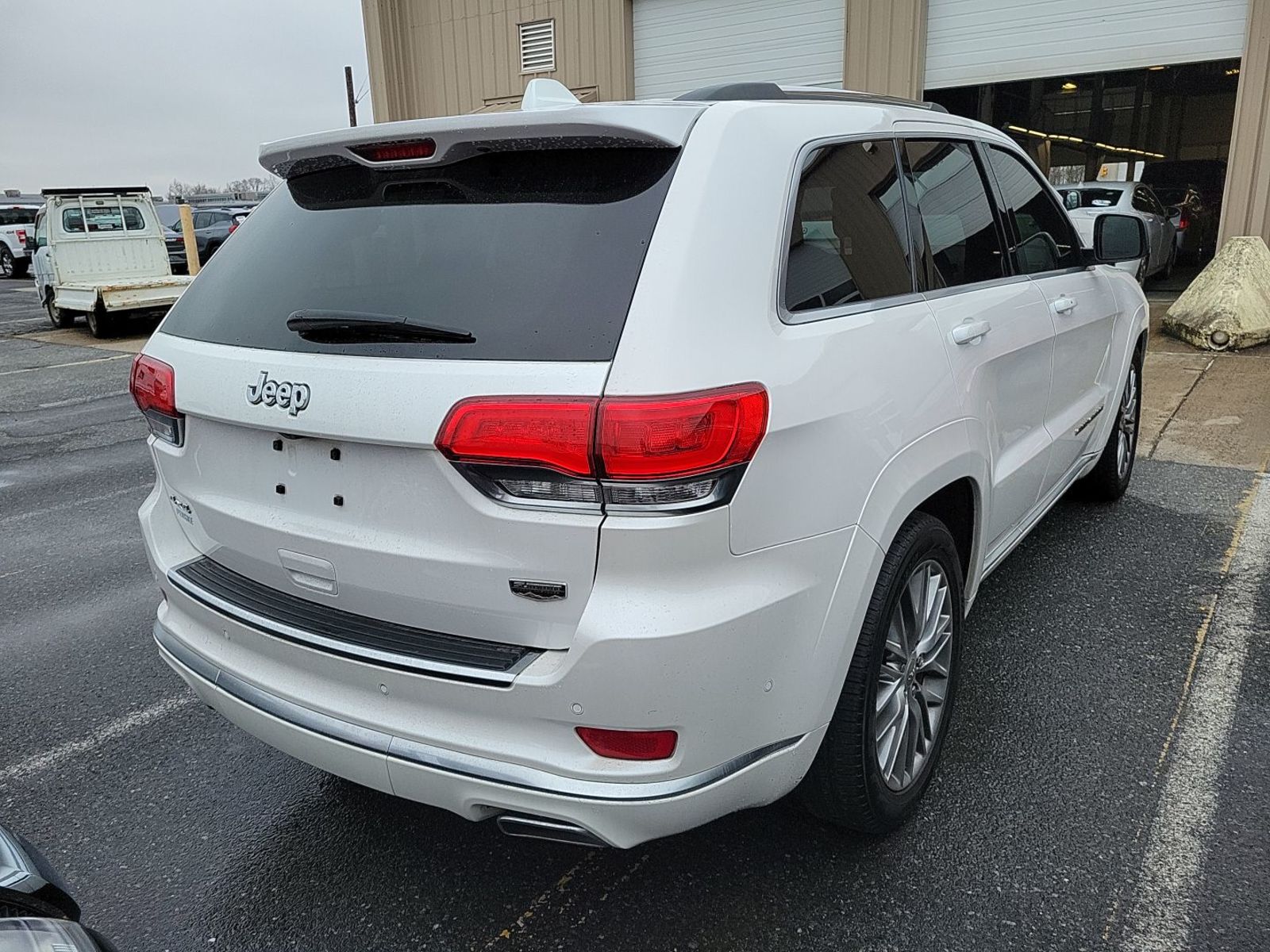 2017 Jeep Grand Cherokee SUMMIT